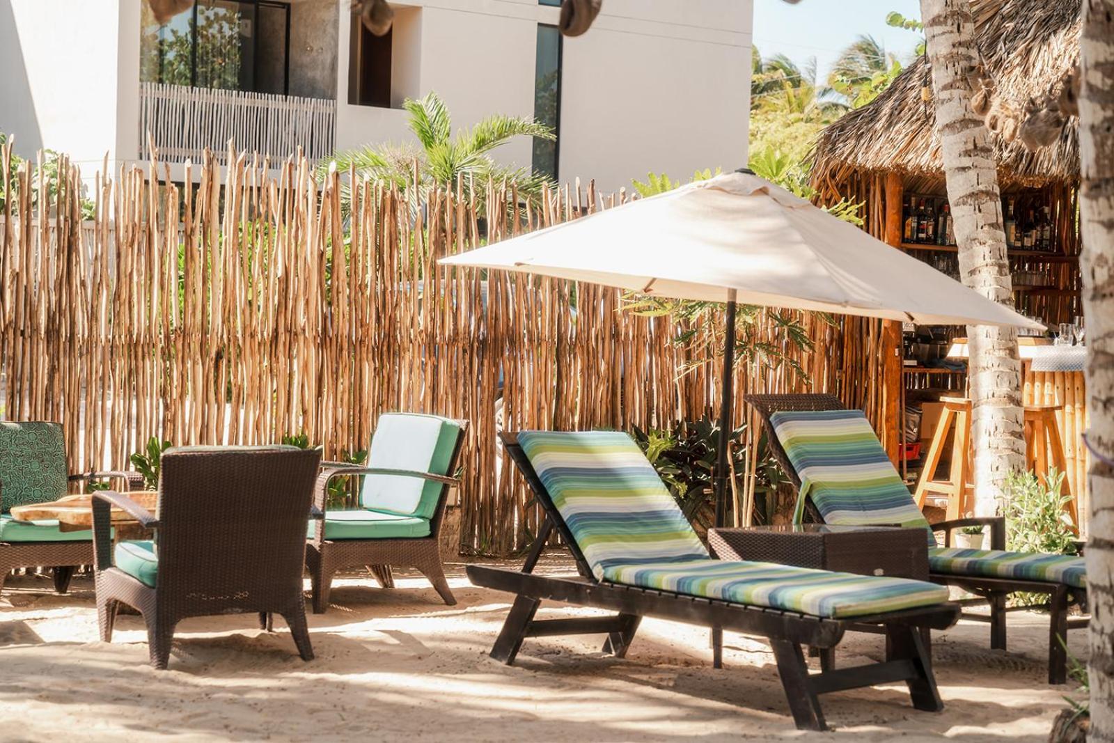 Hotel Boutique Can Cocal El Cuyo Exteriör bild